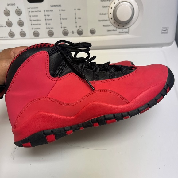 Jordan 10 Retro Fusion Red - Picture 2 of 4